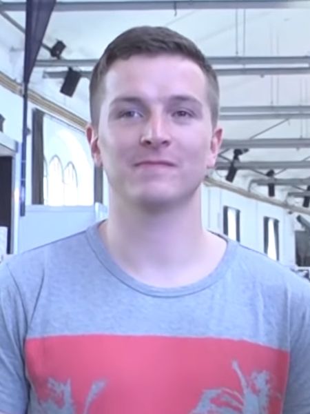 Aaron Troschke
