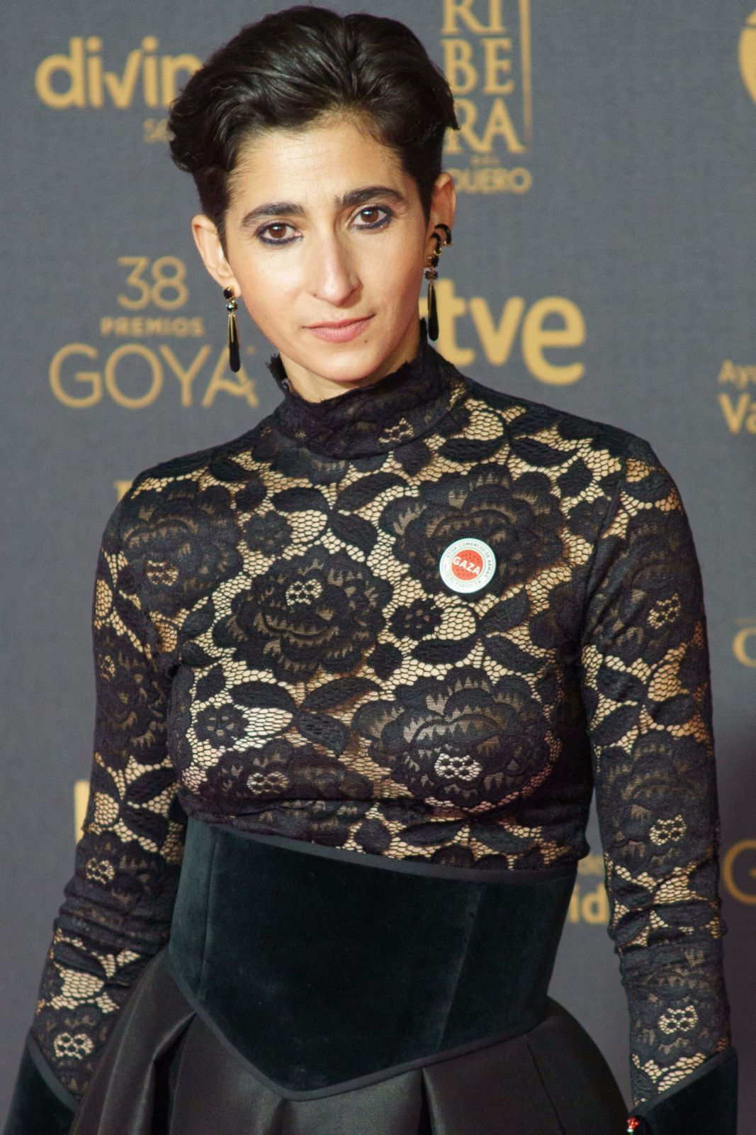 Alba Flores
