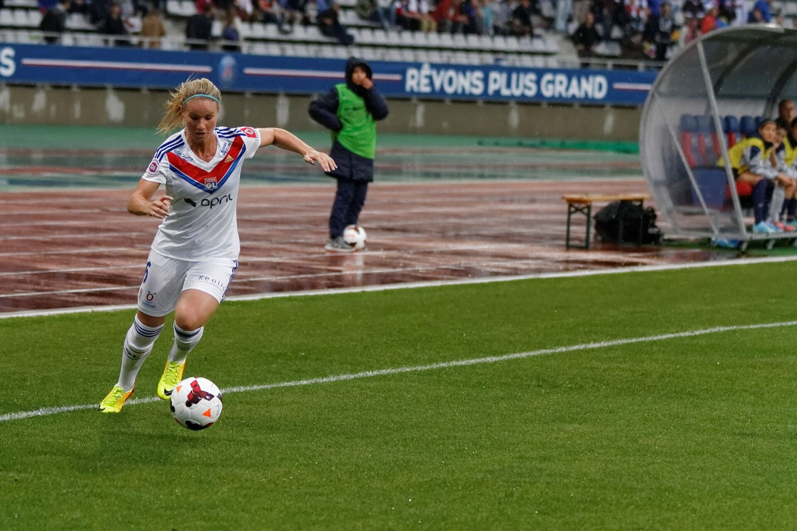 Amandine Henry