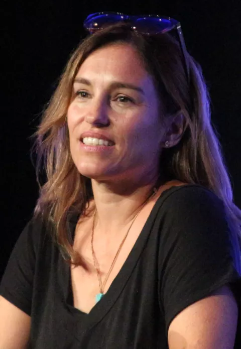 Amy Jo Johnson