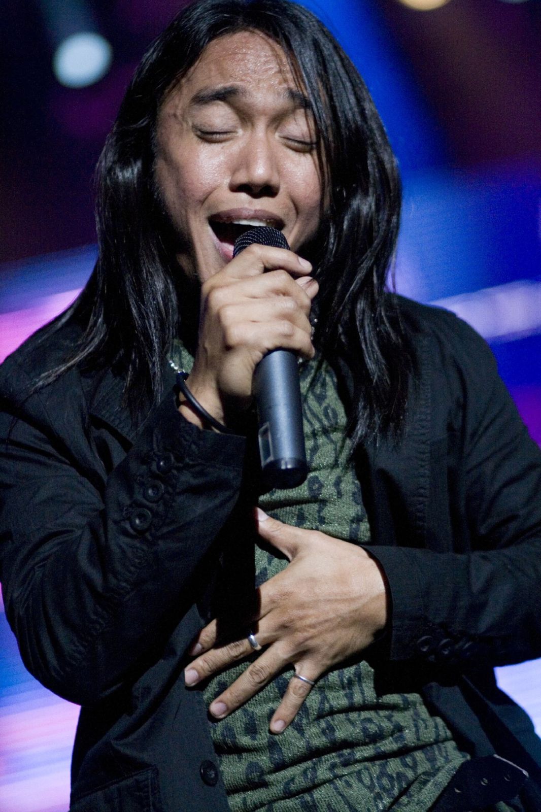 Arnel Pineda