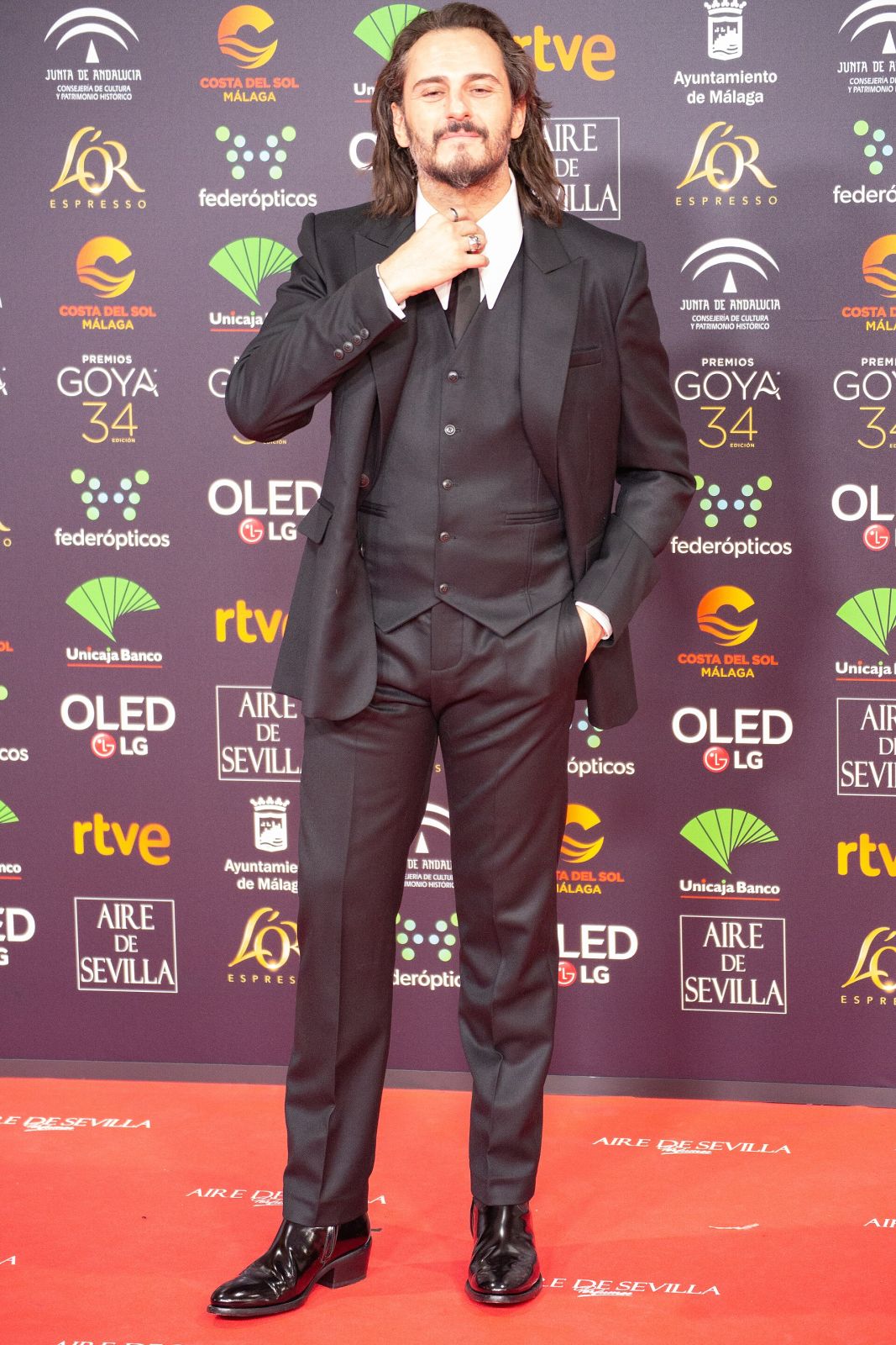 Asier Etxeandía