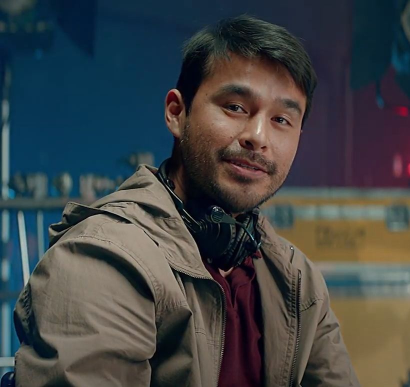 Atom Araullo