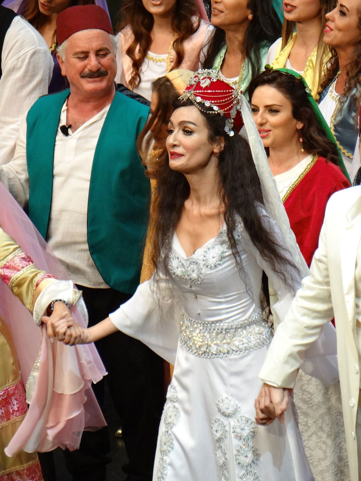 Birce Akalay