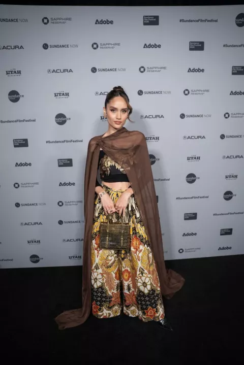 Cinta Laura