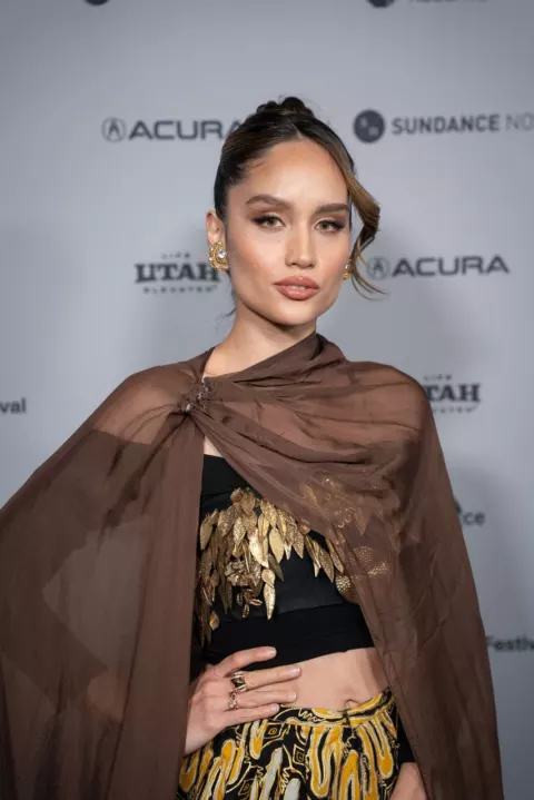 Cinta Laura