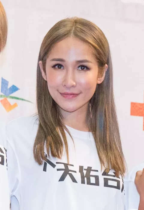 Elva Hsiao