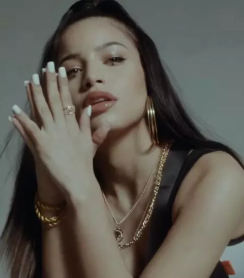 Emilia Mernes