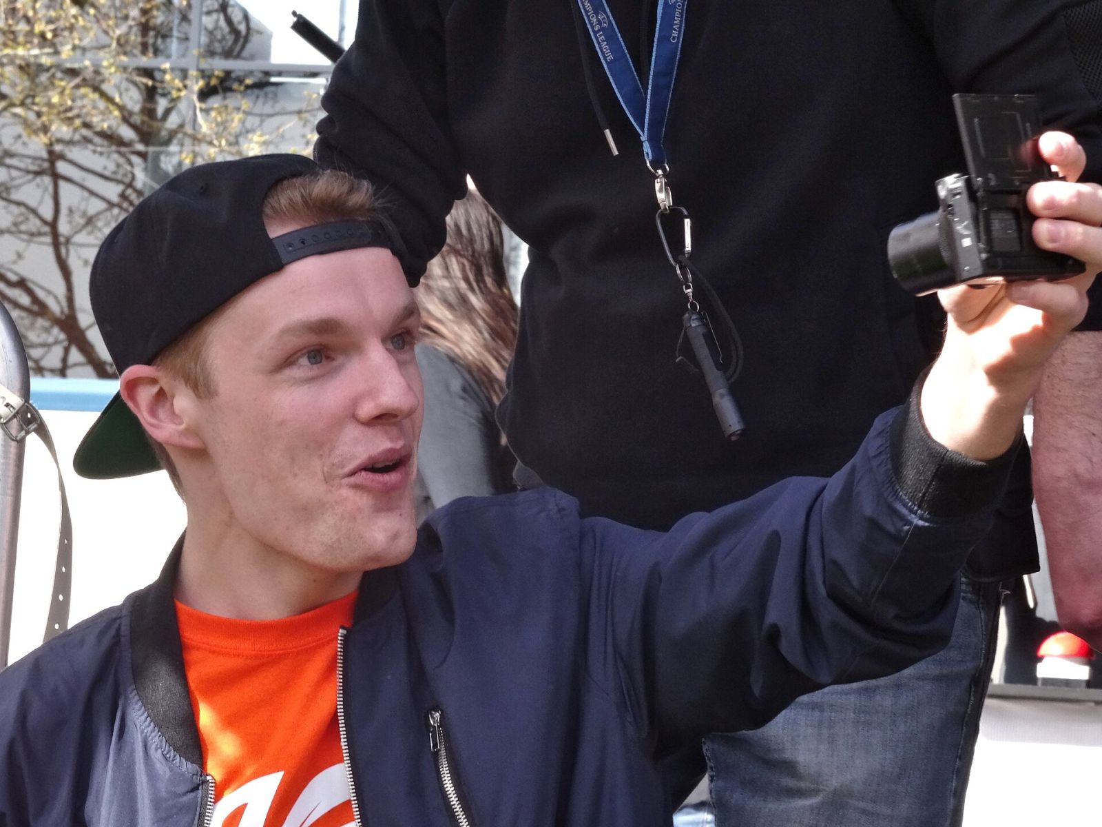 Enzo Knol