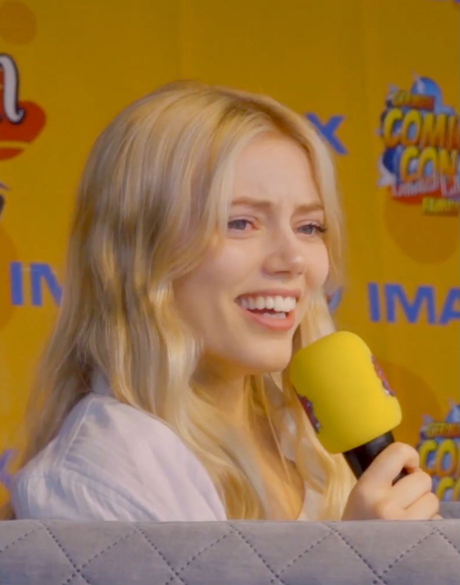 Grace Van Dien