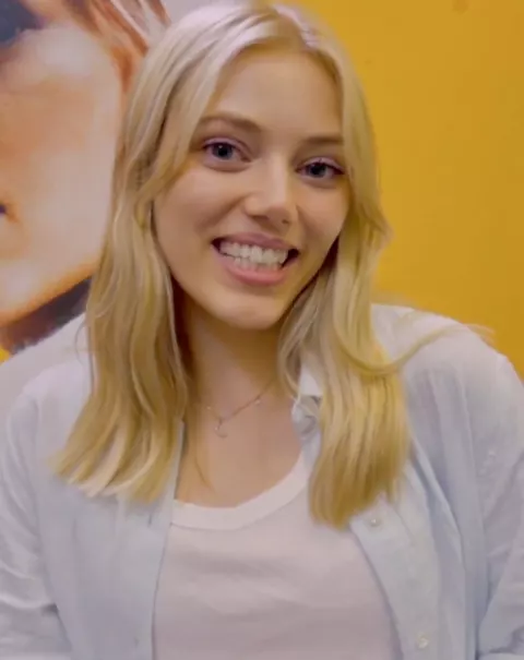 Grace Van Dien