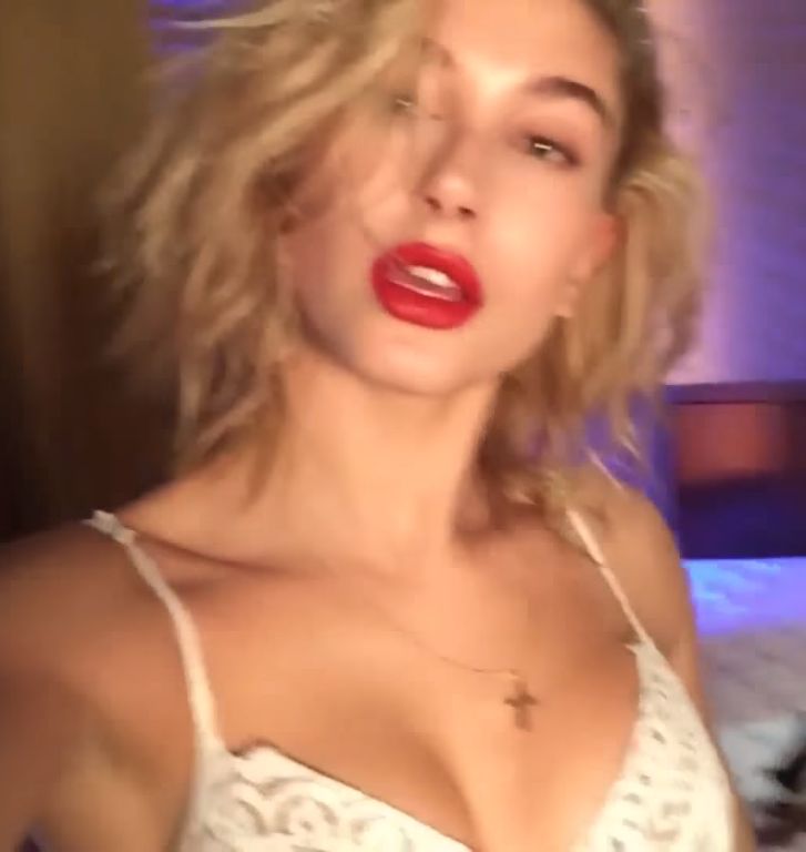 Hailey Bieber