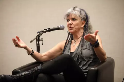 Jennifer Hale