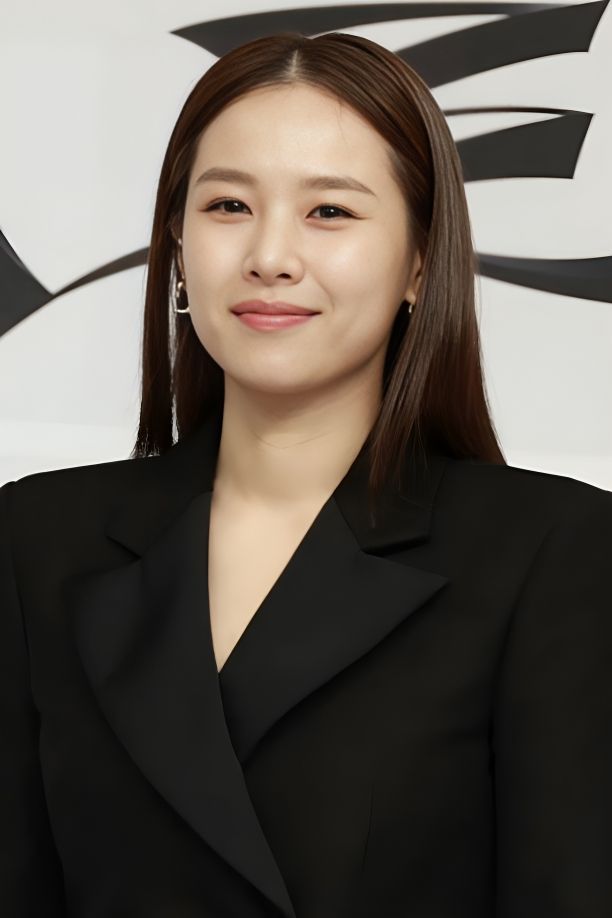 Jo Yoon-hee