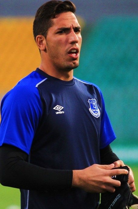 Joel Robles