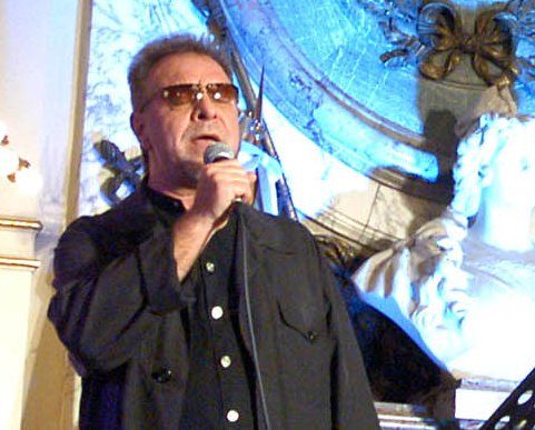León Gieco