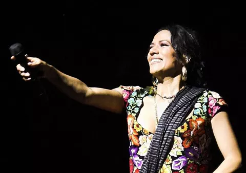 Lila Downs