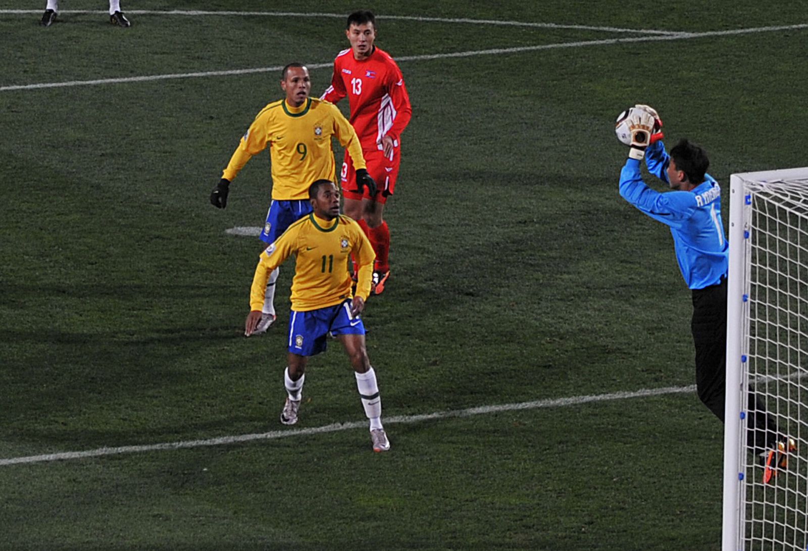 Luís Fabiano
