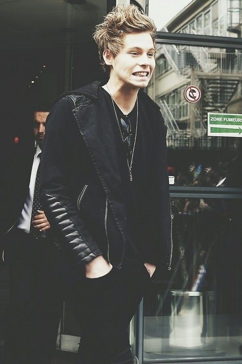 Luke Hemmings