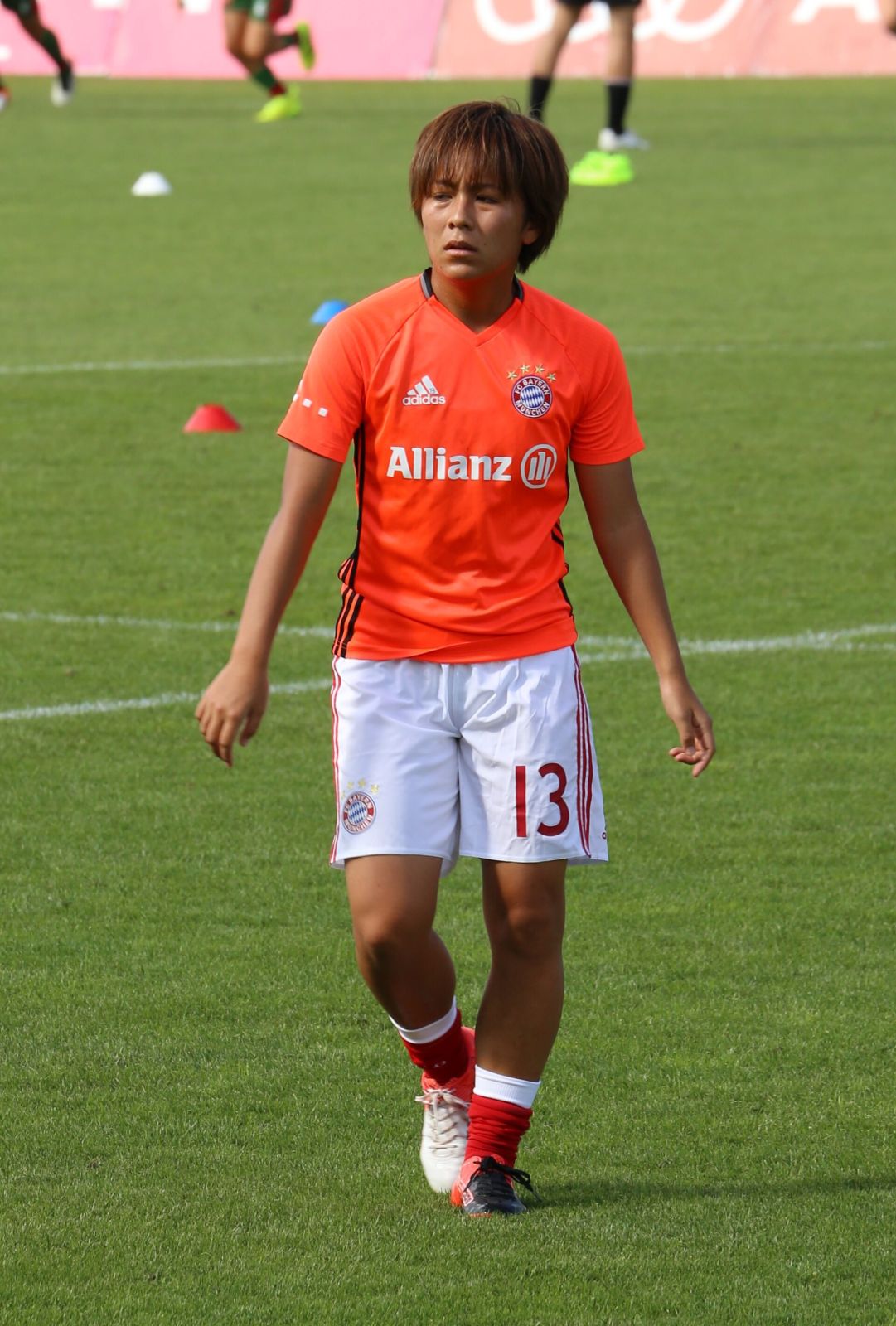 Mana Iwabuchi