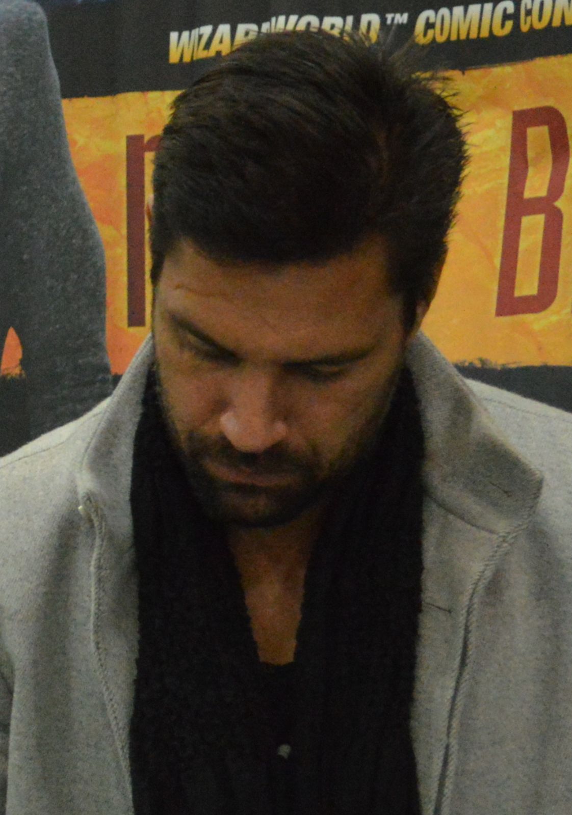 Manu Bennett