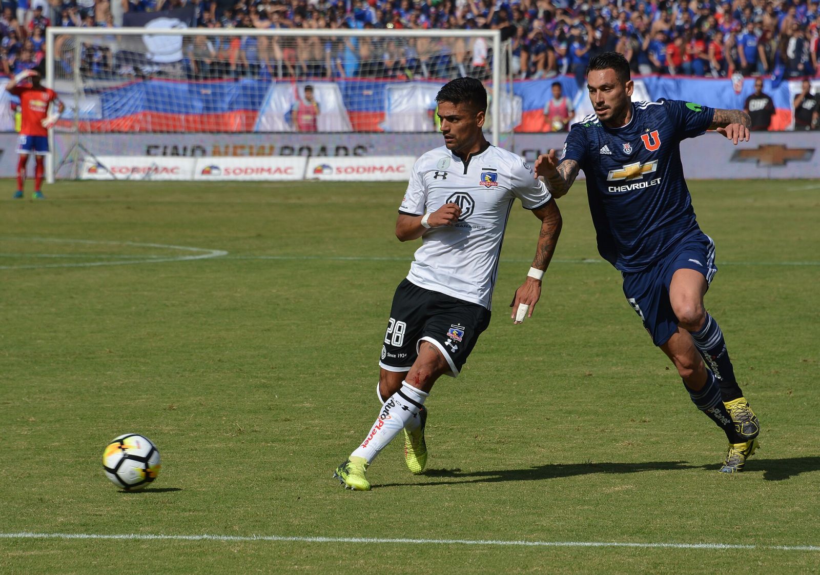 Mauricio Pinilla