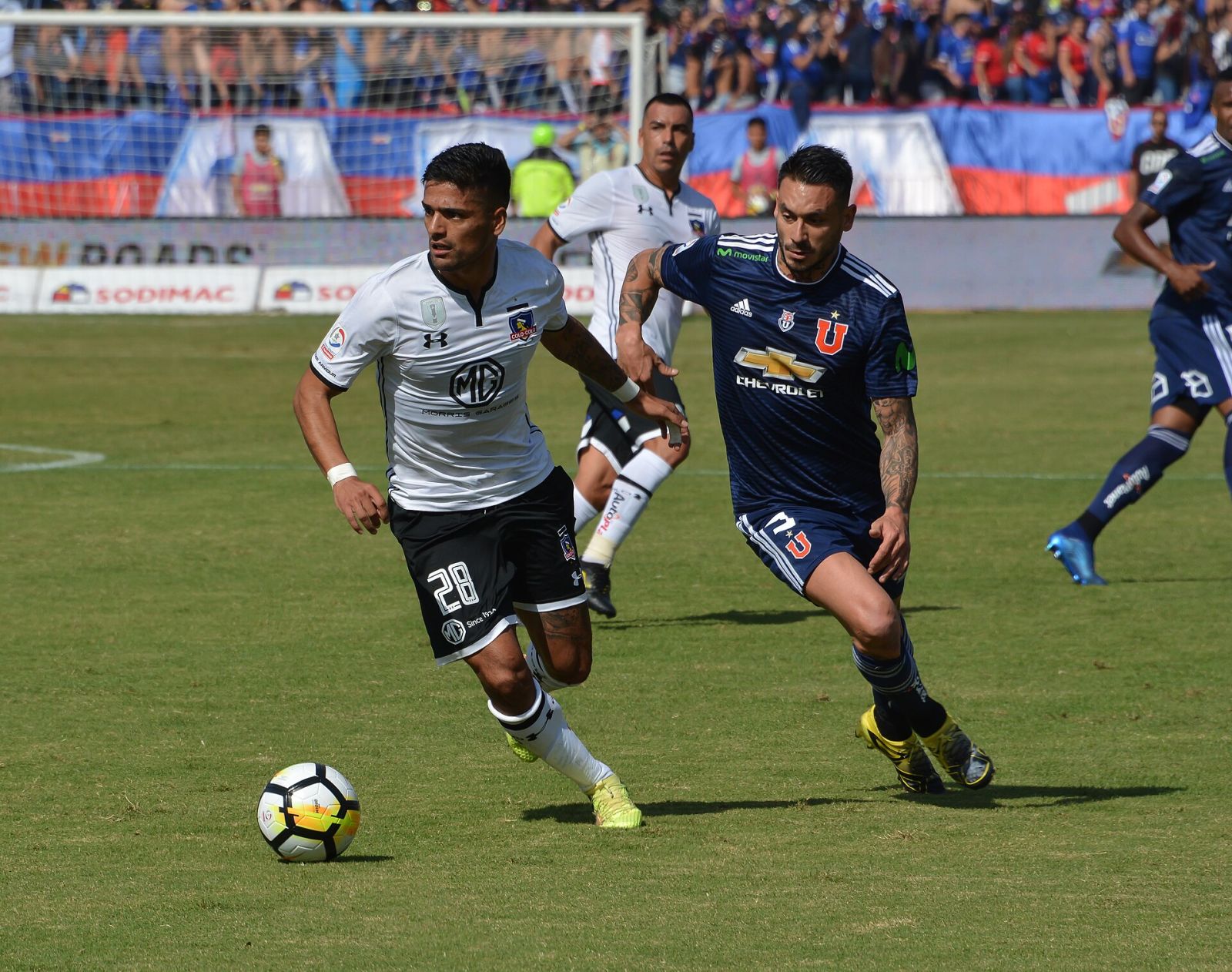 Mauricio Pinilla