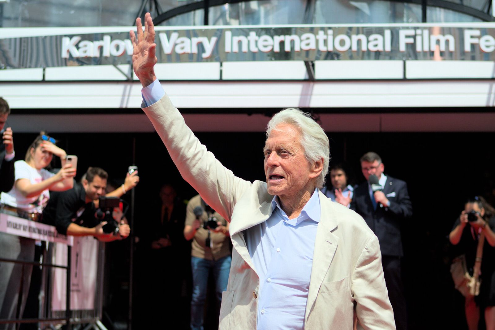 Michael Douglas