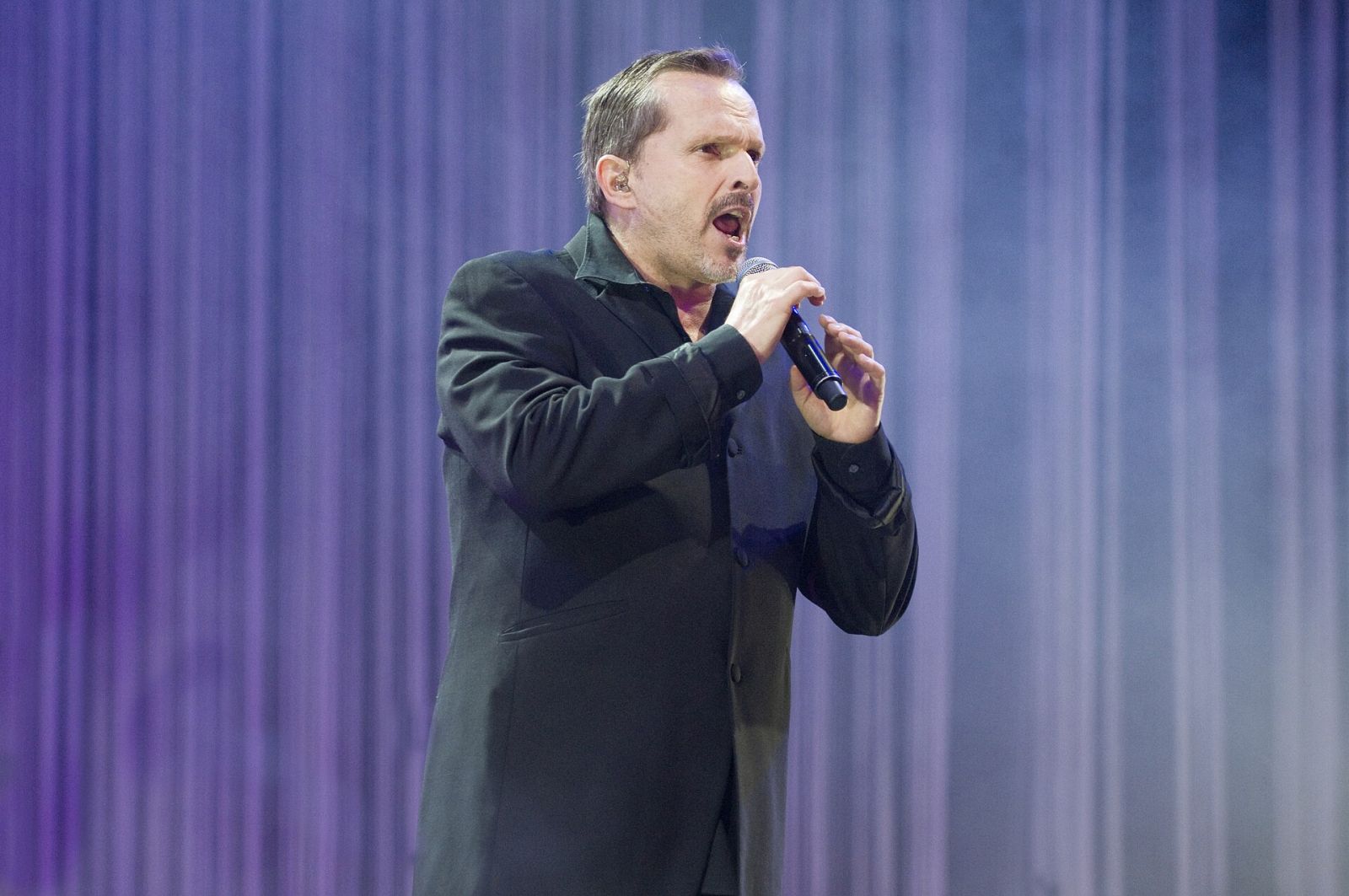 Miguel Bosé