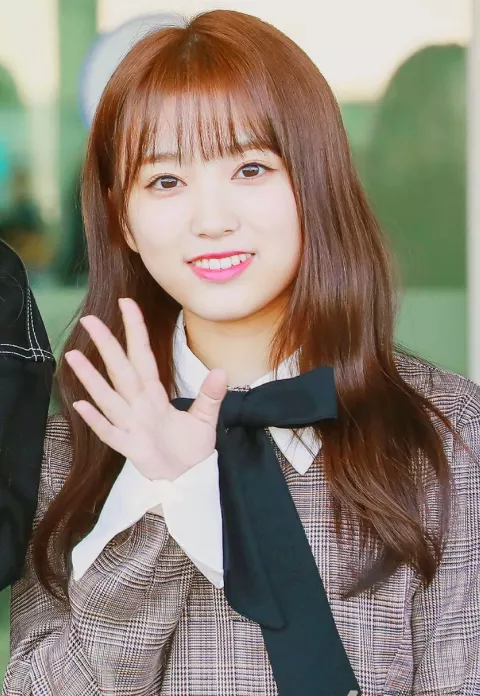 Nako Yabuki