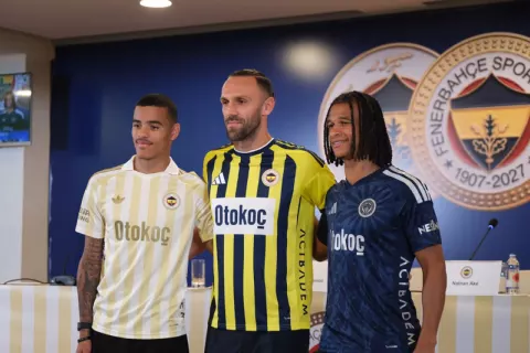 Nathan Aké