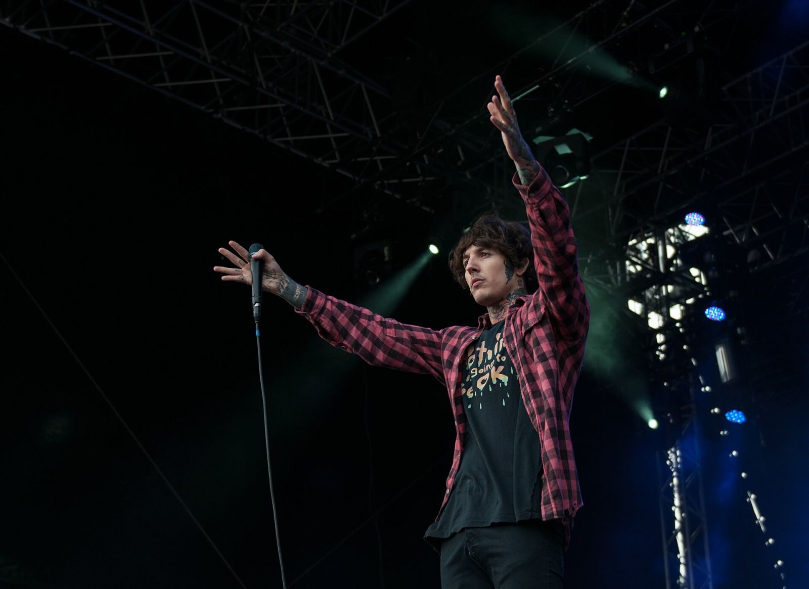 Oliver Sykes