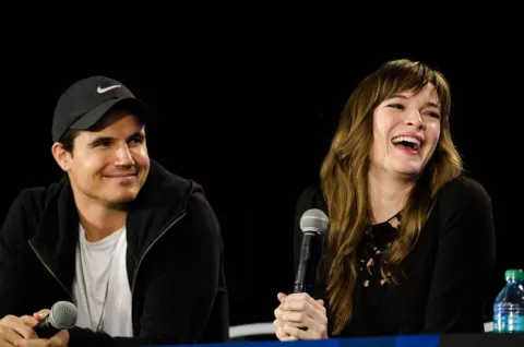 Robbie Amell