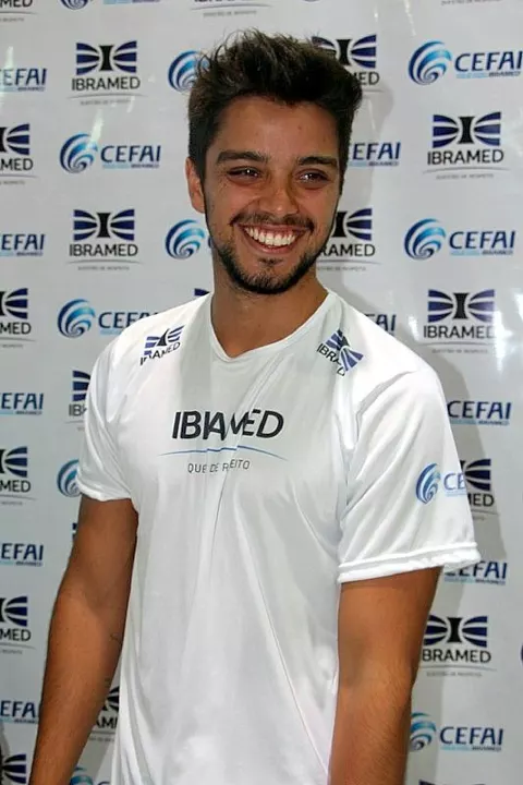 Rodrigo Simas