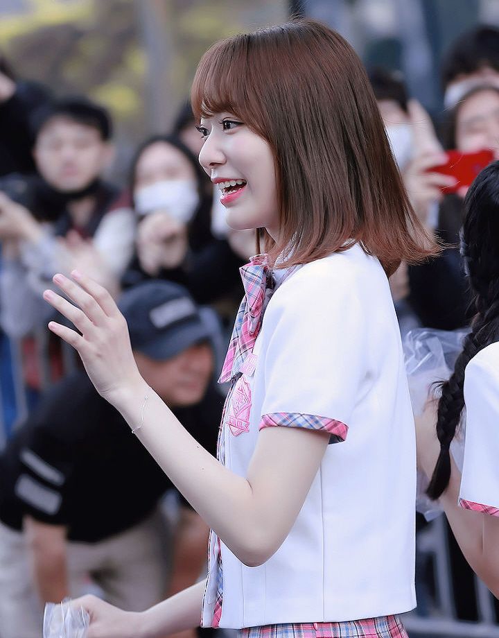 Sakura Miyawaki