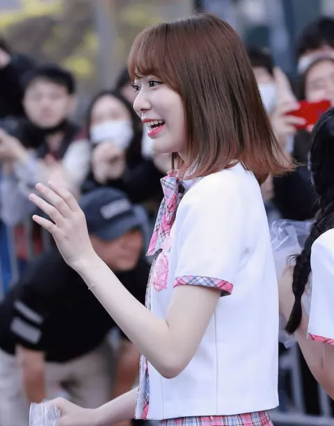 Sakura Miyawaki