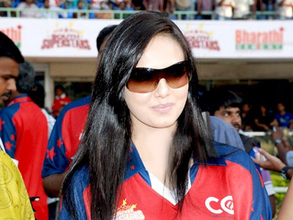 Sana Khan