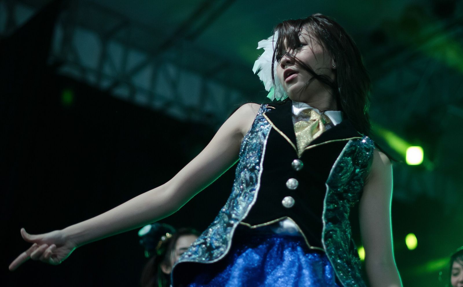 Shania Junianatha