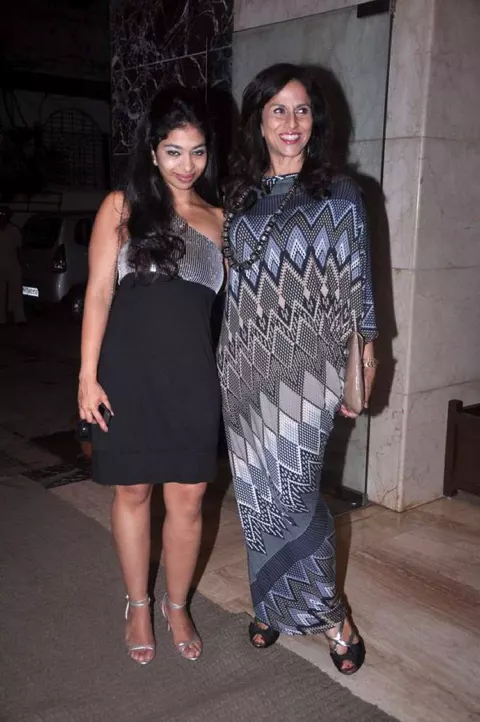 Shobhaa De