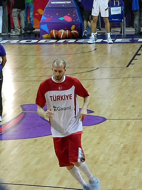 Sinan Güler