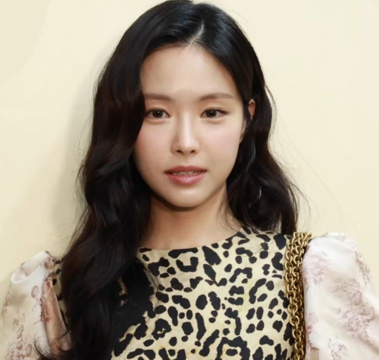 Son Na-eun