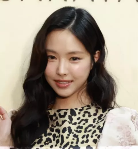 Son Na-eun