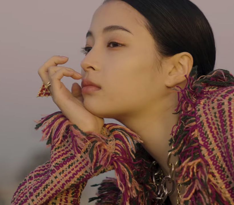 Suzu Hirose