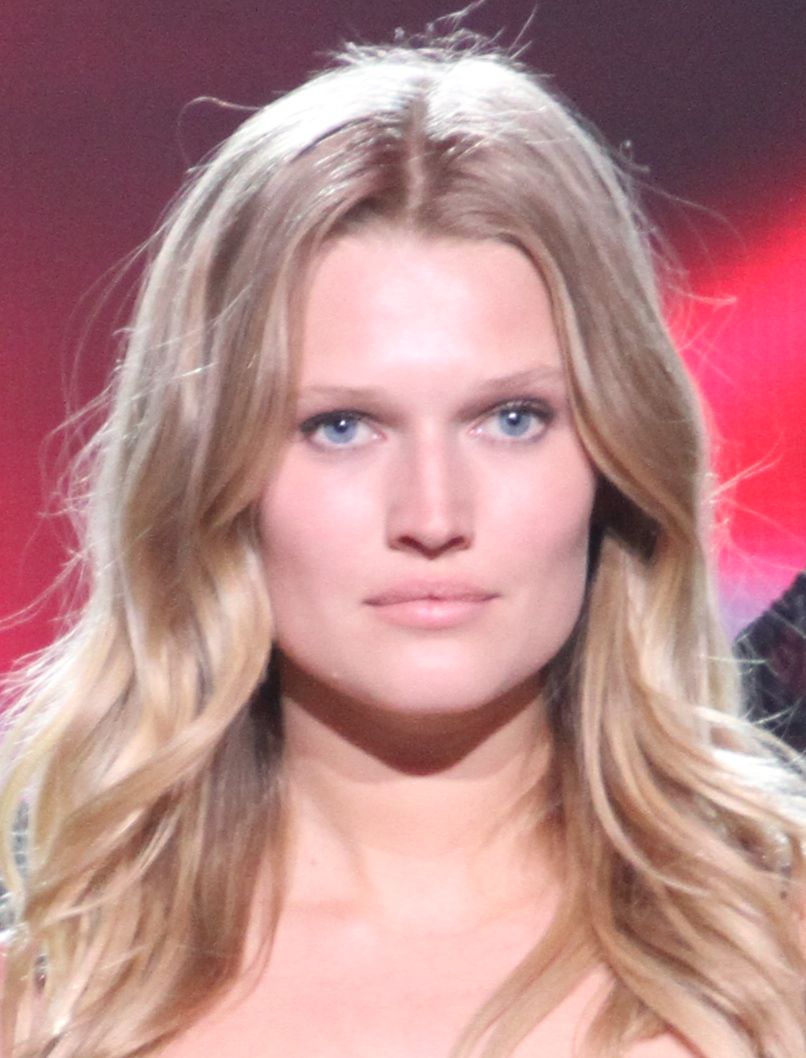 Toni Garrn