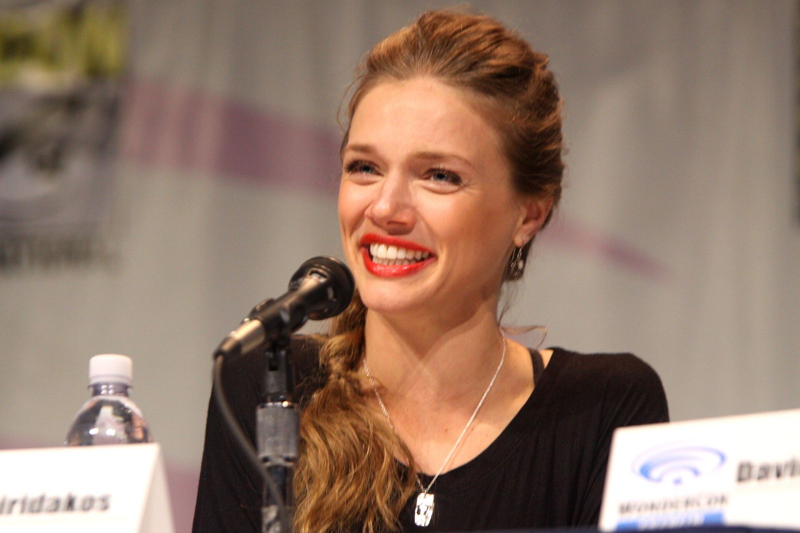 Tracy Spiridakos