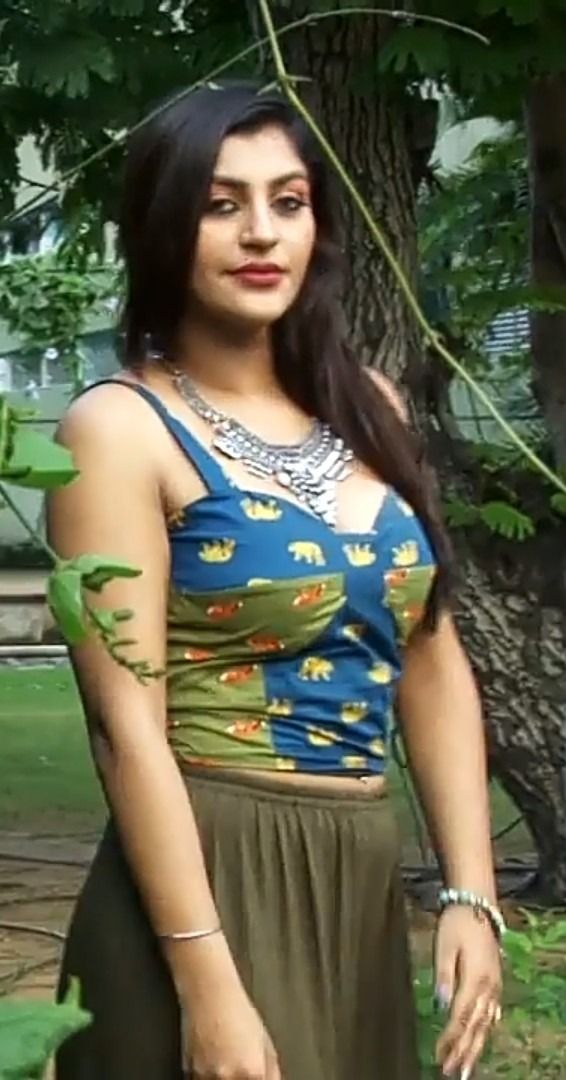 Yashika Aannand