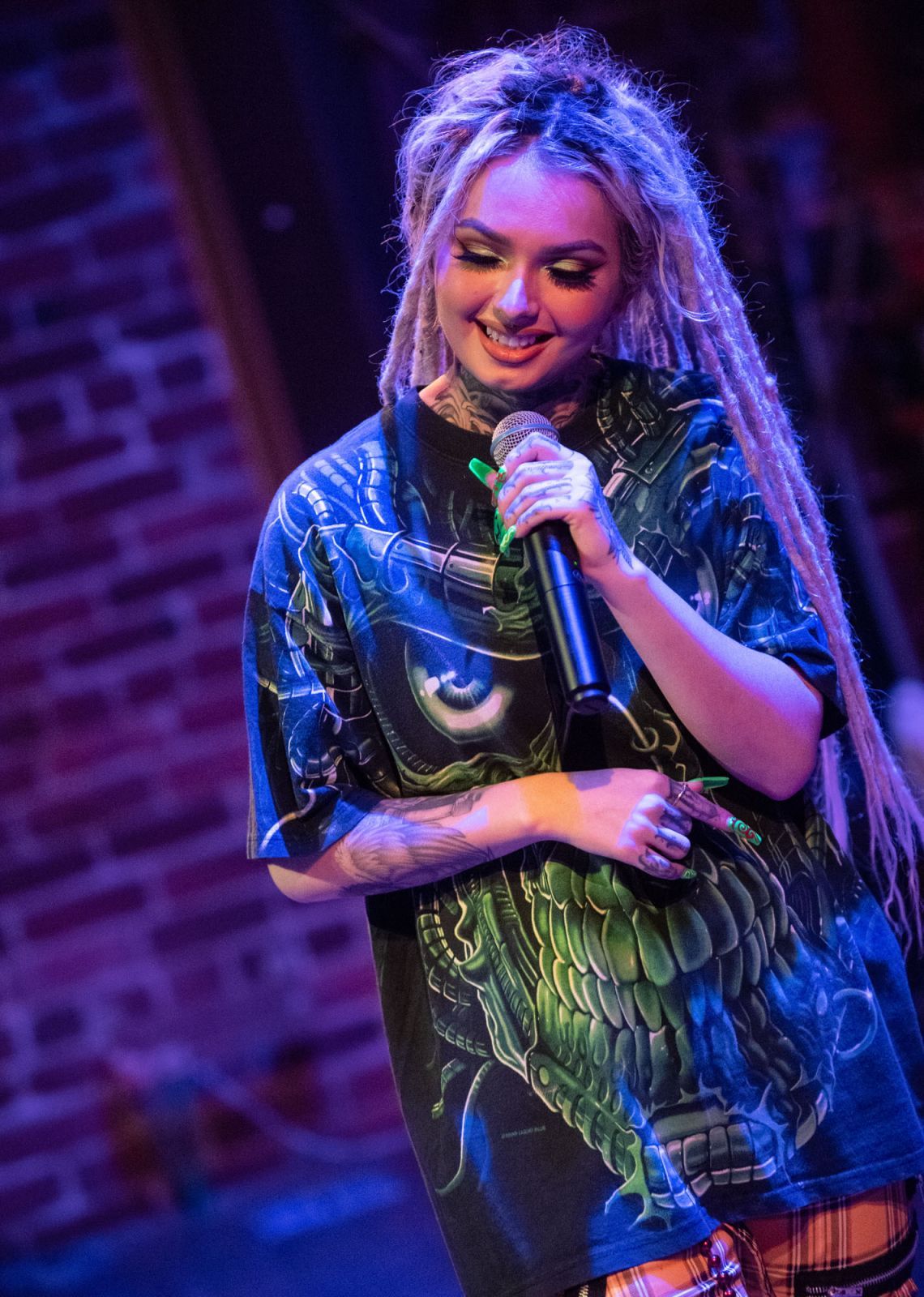 Zhavia