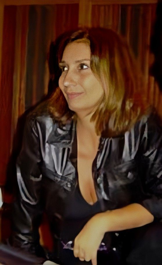 Zizi Possi