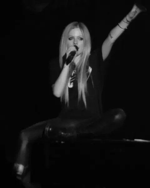 Avril Lavigne (2011)