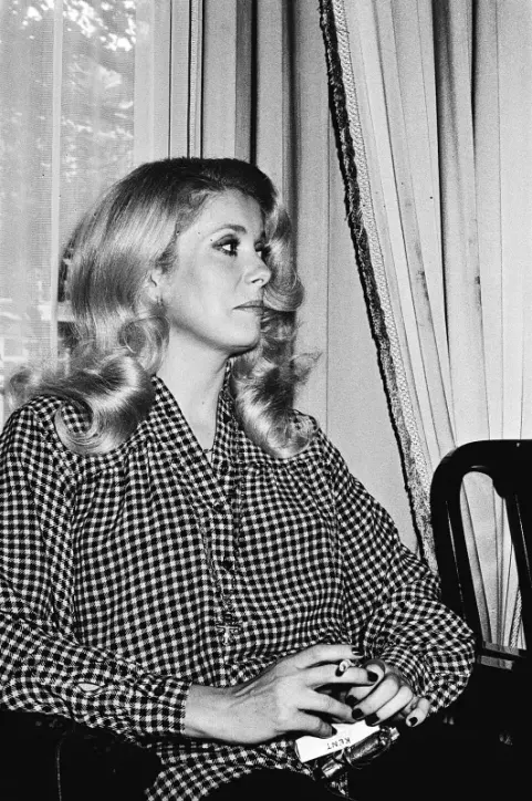 Catherine Deneuve (1979)